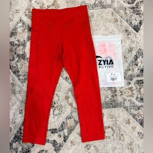 ZYIA red Pocket Light n Tight Hi-rise capri 20”